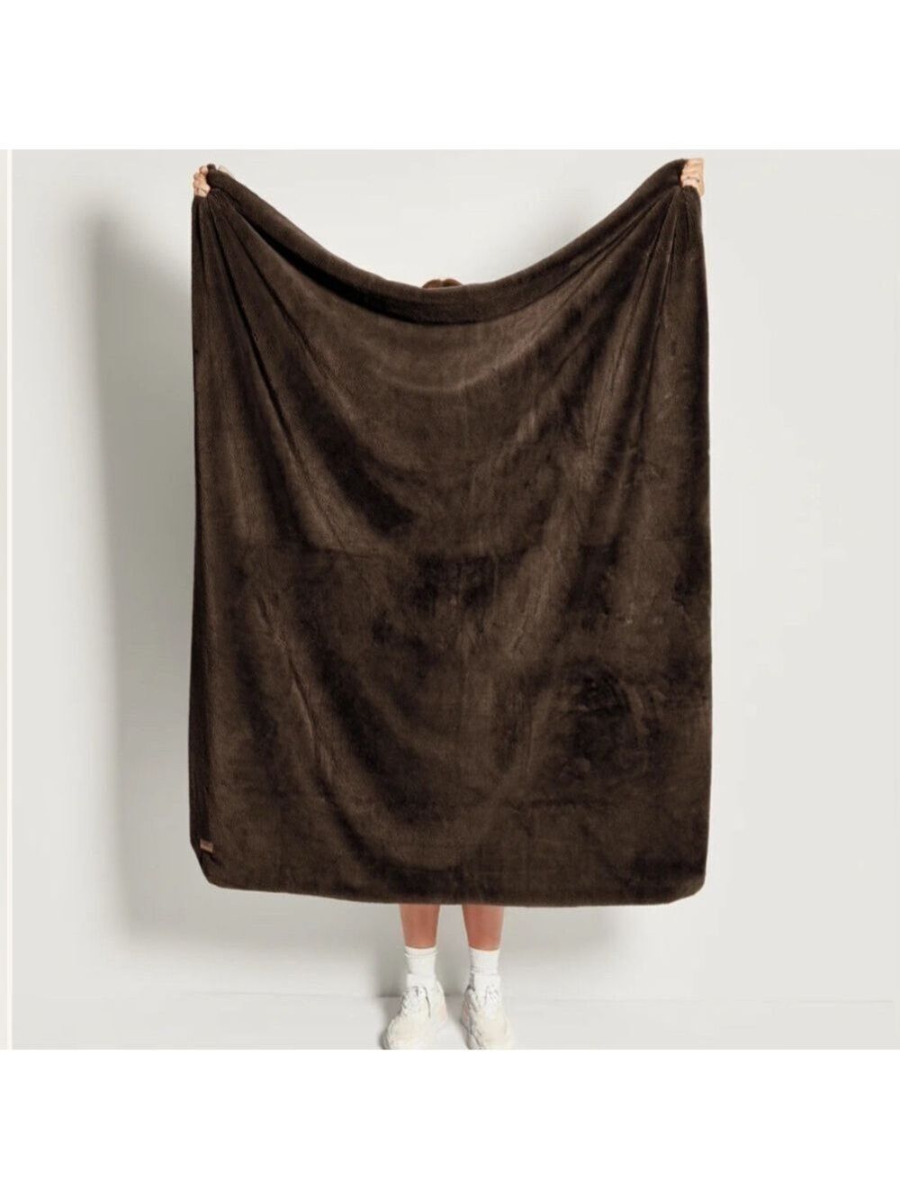 UnHide Chocolate Hare Lil’ Marsh Blanket | NEW | Small 50x60 in | Lil Marsh - Picture 4 of 12